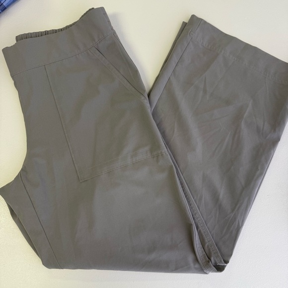 Athleta Chelsea Wide Leg Performance Pants 792454-02 Women's  Pants Size 10P - Picture 8 of 9
